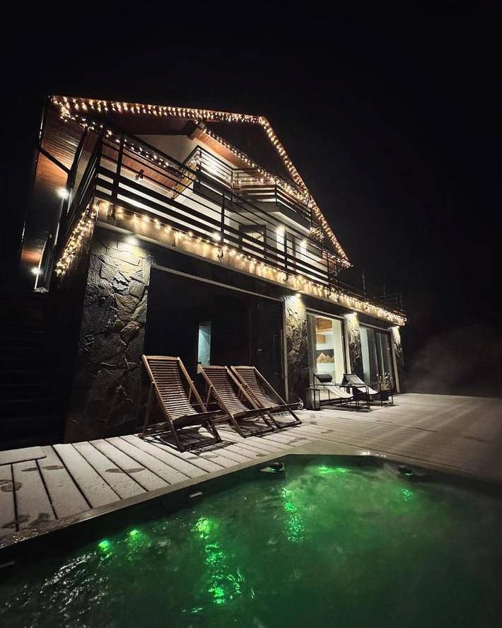 Willa dla 18 osób, z widok i basen oraz ogród i sauna, zwierzęta dozwolone w Beskidy