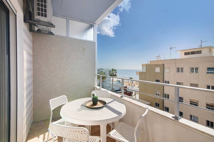 Casa de férias para 6 pessoas, com varanda em Praia de Quarteira
