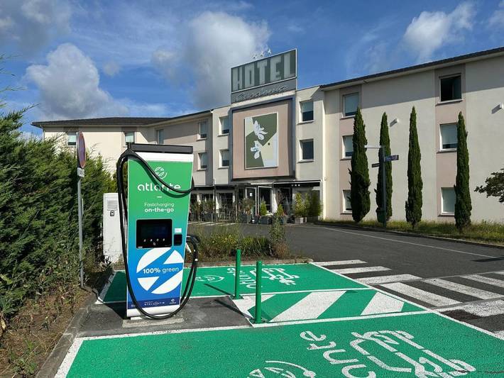 Hôtel pour 2 personnes, avec jardin à Yvrac - 3