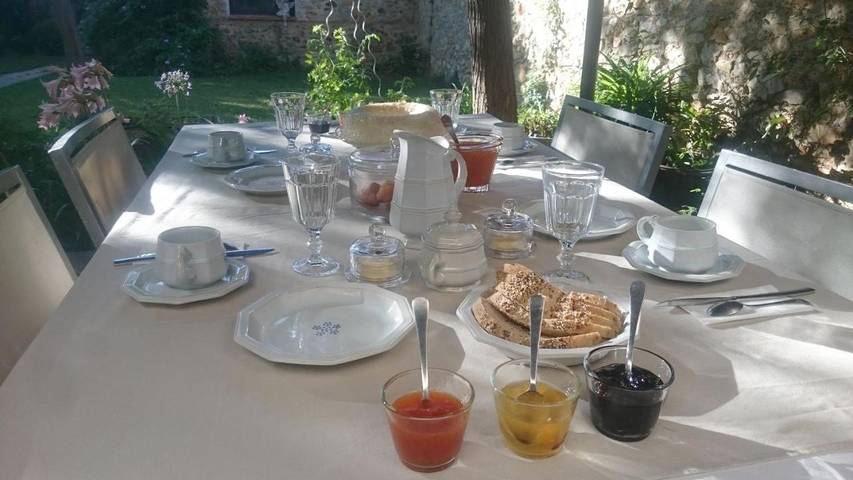 Location de vacances pour 2 personnes, avec terrasse ainsi que vue et jardin à Rivesaltes - 2