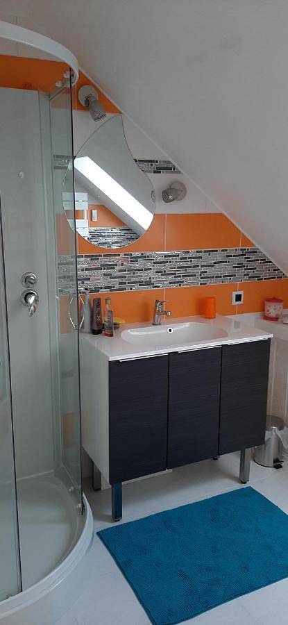 Gîte pour 2 personnes, avec jardin à Rouillon - 4