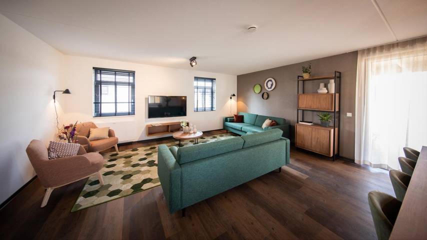 Vakantiehuis voor 8 personen, with terras and kinderzwembad as well as zwembad and tuin, kindvriendelijk in Thorn
