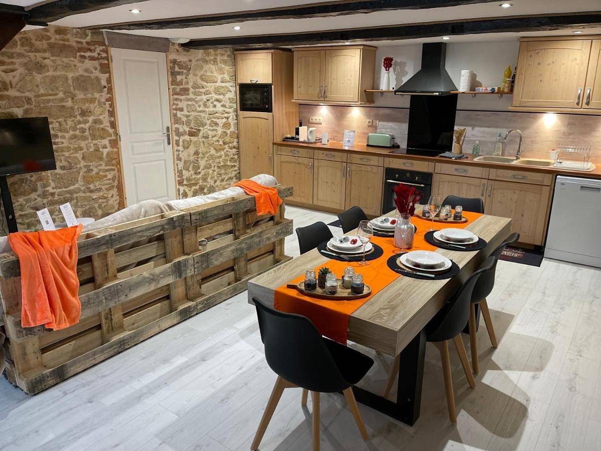 Gîte Le Refuge du Revermont pour 4 personnes in Cousance, Jura