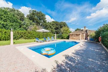 Villa in Búger, Majorca Center für 4 