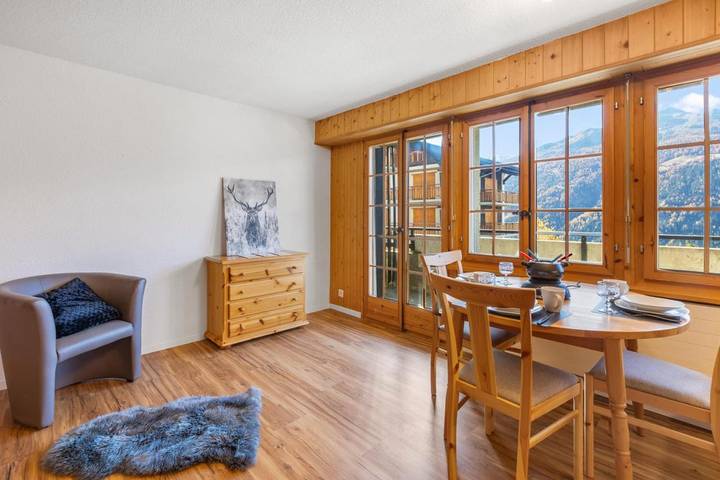 Ferienwohnung für 2 Personen, mit Balkon und Ausblick in Saint Luc