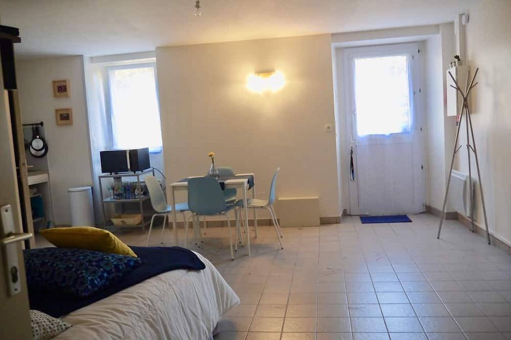 Appartement entier, Studio accessible Pmr in Port Navalo, Arzon