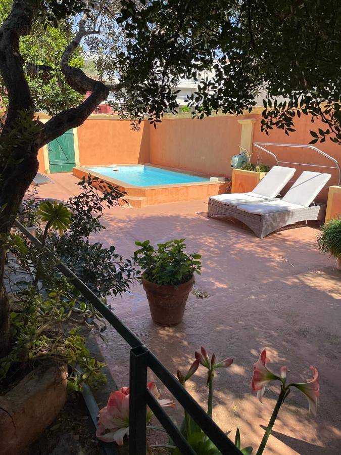 Villa pour 8 personnes, avec piscine et balcon à Calvi - 4