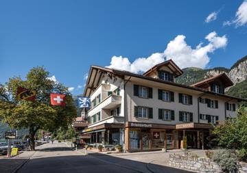Hotel für 6 Personen, mit Ausblick und Seeblick sowie Garten, mit Haustier in Brienz
