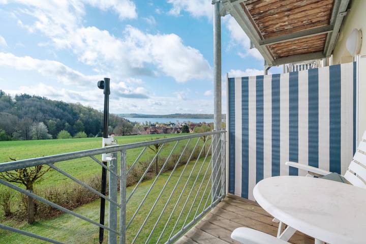 Ferienwohnung für 3 Personen, mit Balkon und Seeblick in Fränkisches Seenland - 2