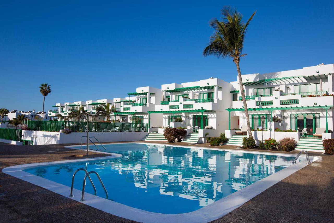 Nazaret Apartments in Playa Bastián, Teguise