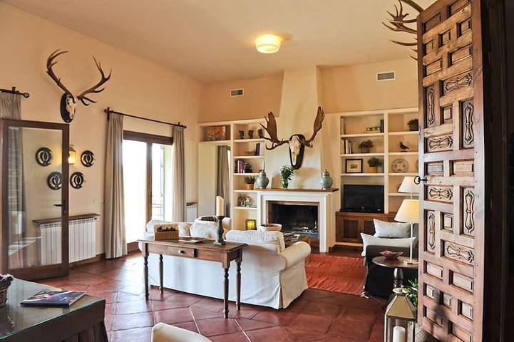 Landhaus in Los Alcornocales in Wakana, Benalup-Casas Viejas