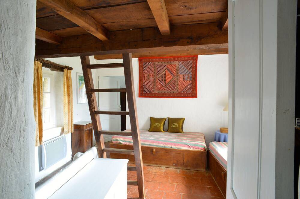 Vakantiehuis met een Fantastisch Uitzicht Over de Vallei en de Rivier de Orb in Vieussan, Béziers und Umgebung