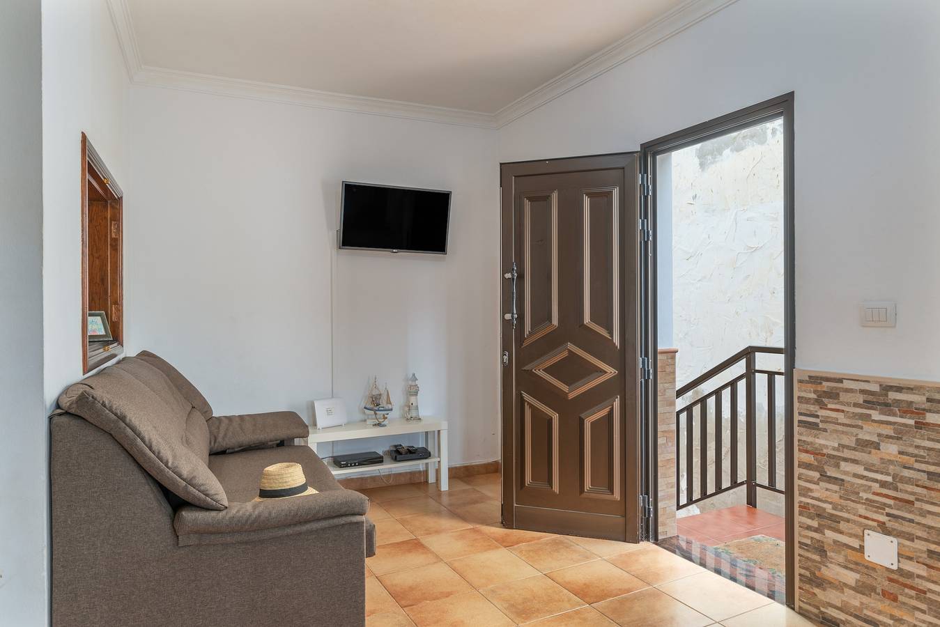 Maison de Vacances 'La Casita Villalba' avec Vue sur la Mer, Terrasse Privée et Wi-Fi in Punta de las Mujeres, Haría