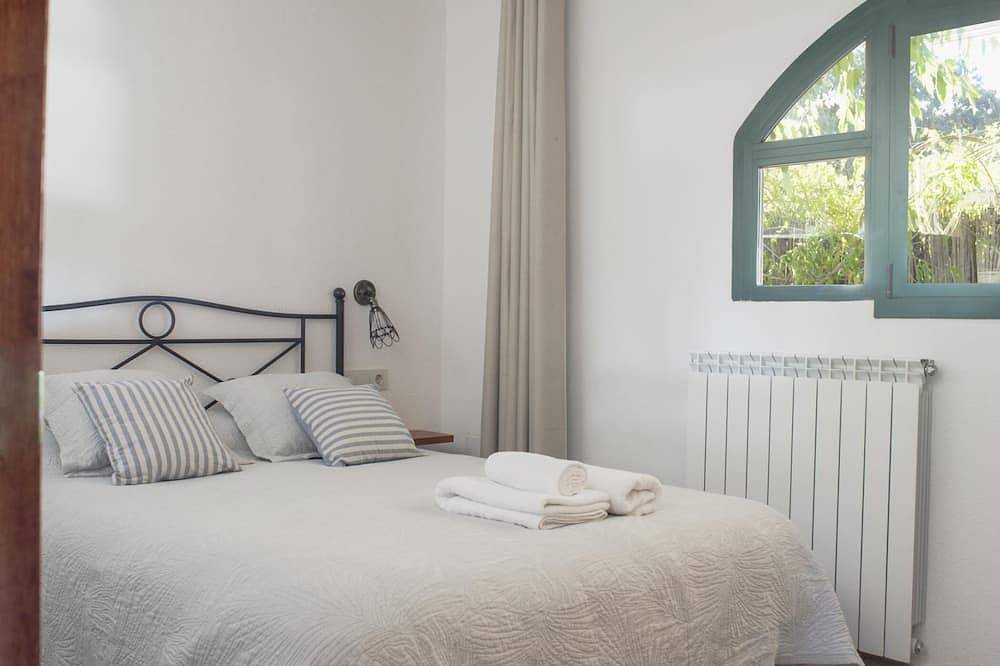 Costa Brava Apartment, Casa Alt Empordà, piscina privada. barbacoa, playas in Ventalló, Alt Empordà