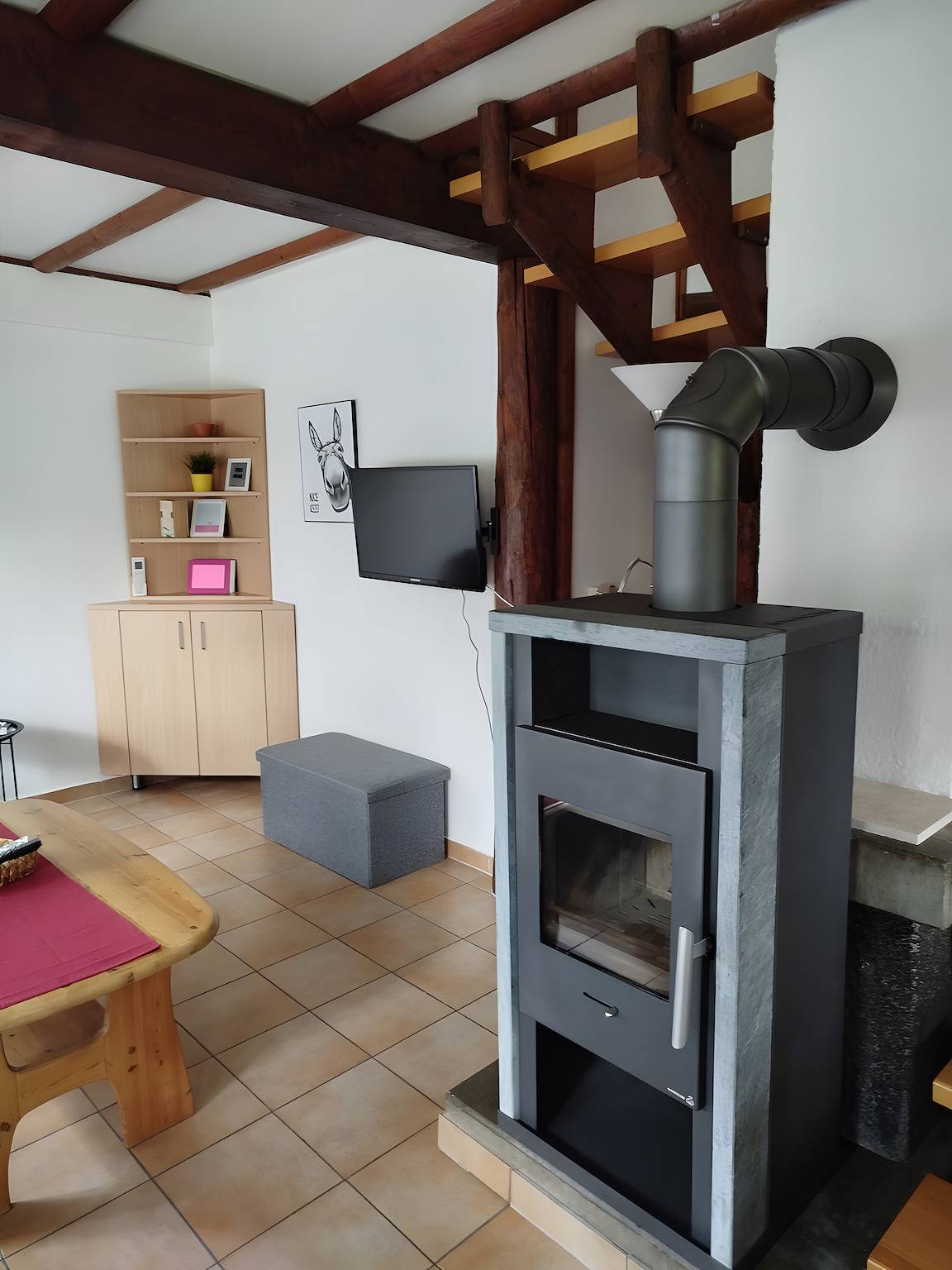 Ferienhaus 'Wohlfühl-Ferienhaus Am Silbersee' mit Seeblick, privater Terrasse und Wlan in Silbersee, Frielendorf