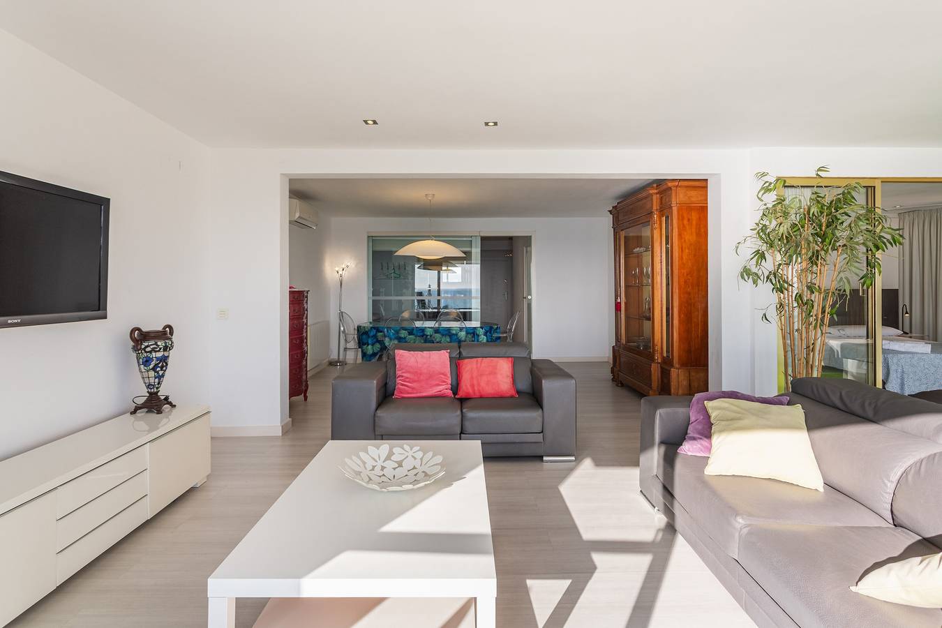 Entire apartment, Seese Apartment: Prime Beachfront Location in Lloret de Mar in Central Lloret de Mar, Lloret de Mar