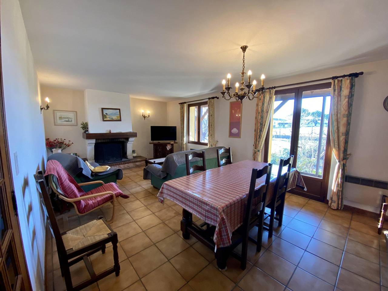 Gîte du Mouret Entre Mer et Montagne in Ouveillan, Côte méditerranéenne (France)
