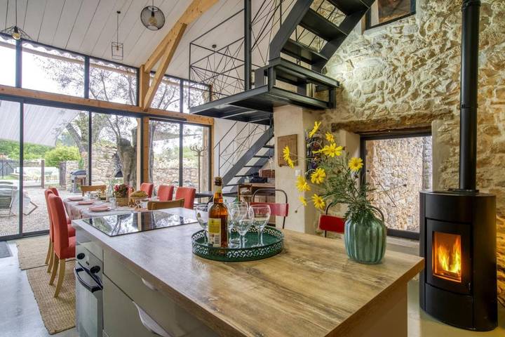 Maison d’hôte pour 4 personnes, avec jardin à Roquefort-les-Pins - 2