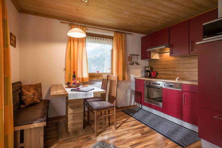 Ganze Ferienwohnung, Appartements Enzian, App. Penken in Finkenberg, Zillertaler Alpen