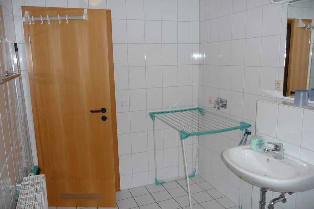 Ganze Wohnung, Ruhige, schöne Fewo am Jacht-Hafen in Westfehmarn, Fehmarn