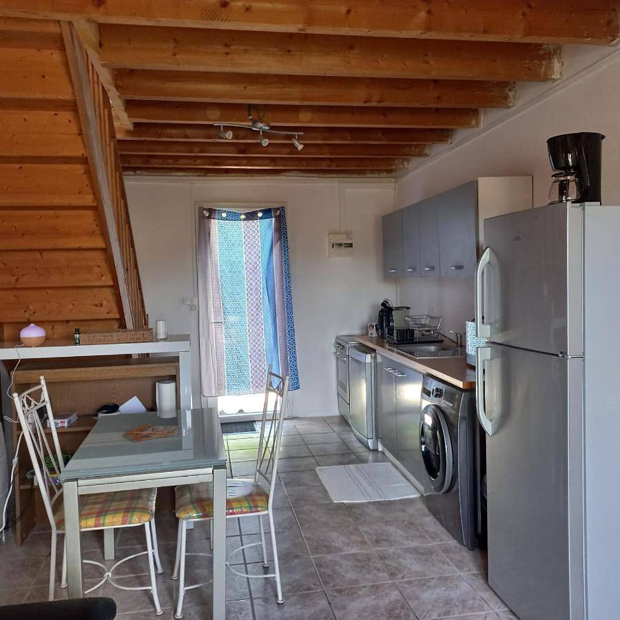 One-Bedroom House in Jupilles, Sarthe