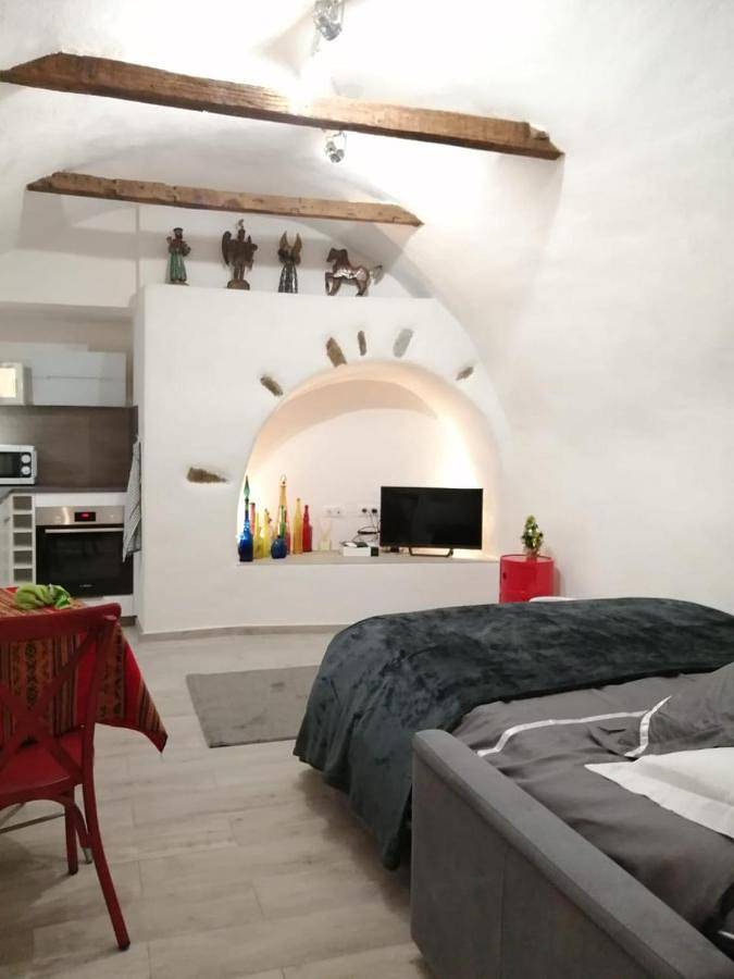 Gîte pour 2 personnes, avec terrasse à Occhiatana - 4