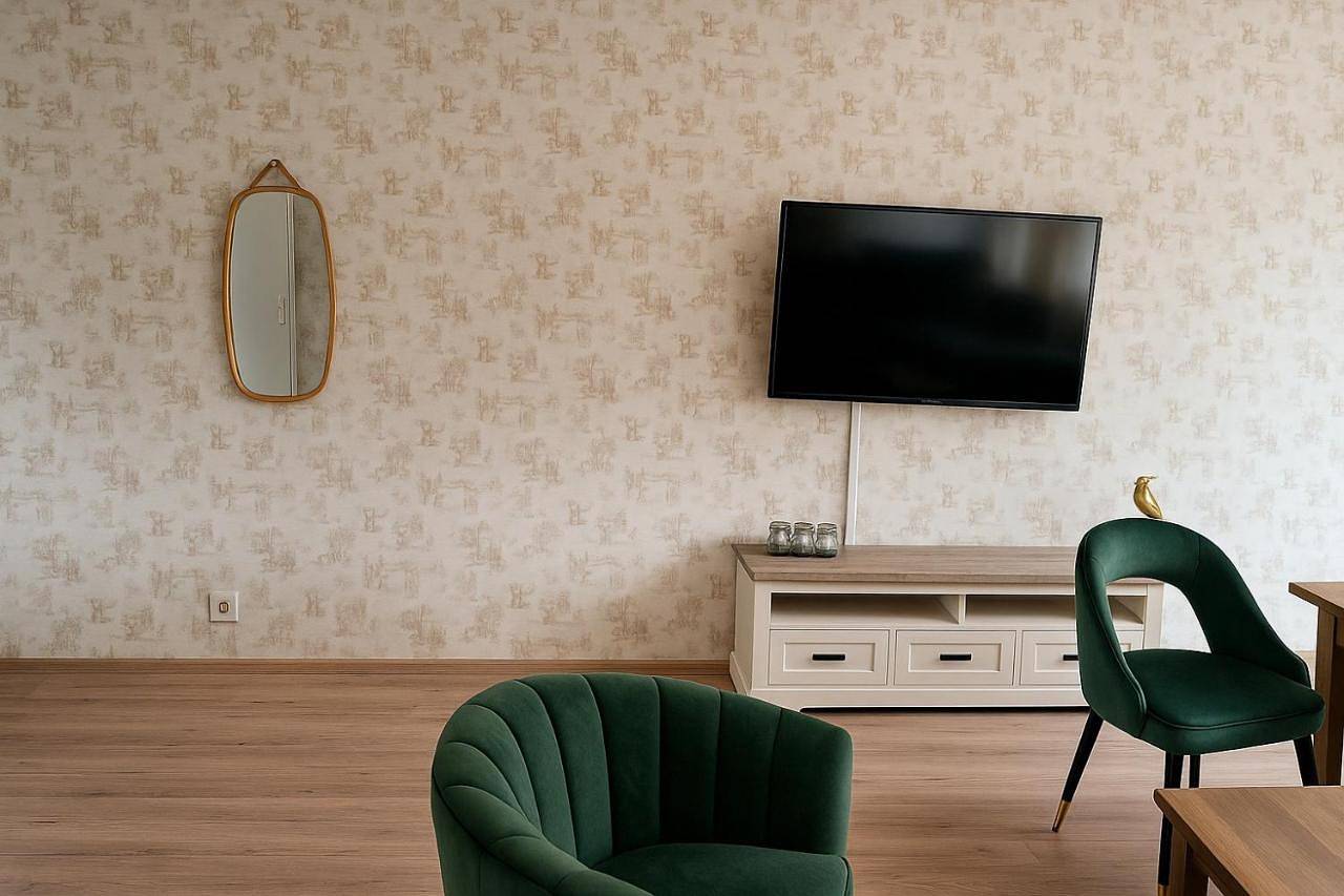 Appartement entier, Reza Almere in Markermeer