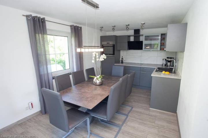 Ferienhaus für 8 Personen, mit Garten und Sauna sowie Ausblick in Sebnitz