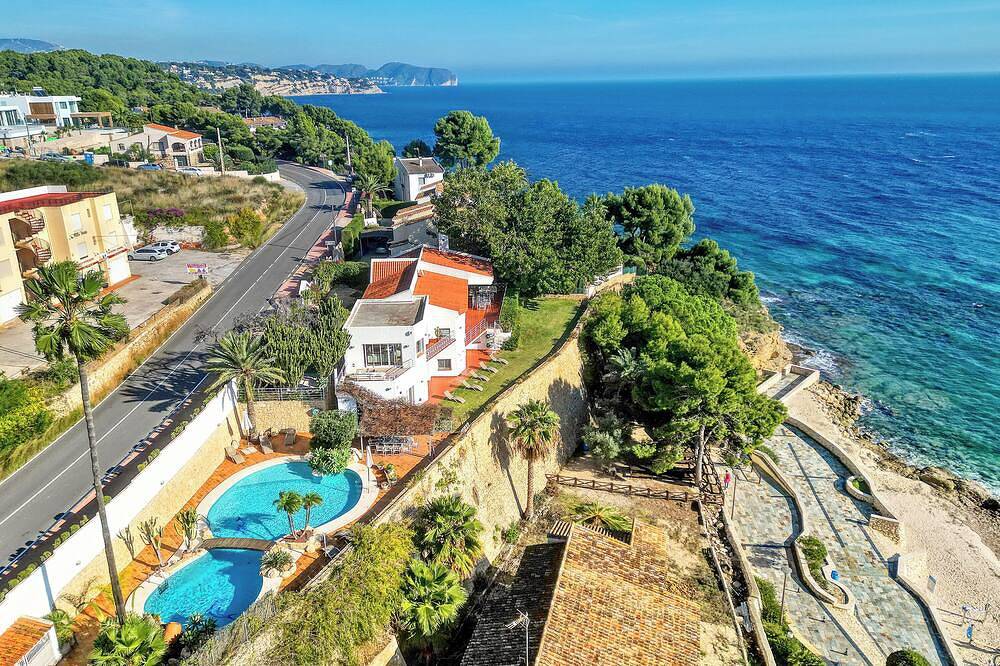 Family Only Villa \"Perla Del Mar\" with Sea View, Private Pool & Private Terraces in La Fustera, Benissa