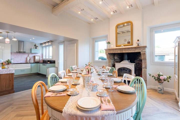 Maison de vacances pour 14 personnes, avec jardin et piscine