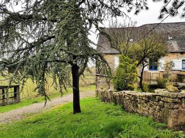Gîte pour 4 personnes à Chasteaux