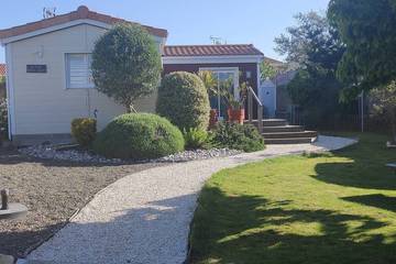 Maison de campagne pour 3 personnes, avec terrasse et jardin à Brem-sur-Mer