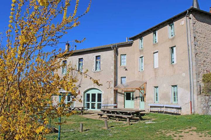 Gîte pour 14 personnes, avec jardin, animaux acceptés - 1