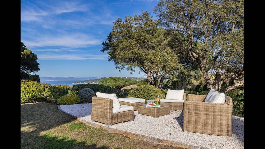 Ferienhaus für 10 Personen, mit Terrasse und Pool sowie Garten in Saint-Tropez - 3