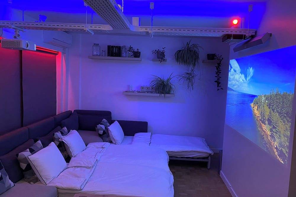 Geheel appartement, Jacuzzi, 5min city centre, free parking, nice view in Antwerpen, Antwerpen en omgeving