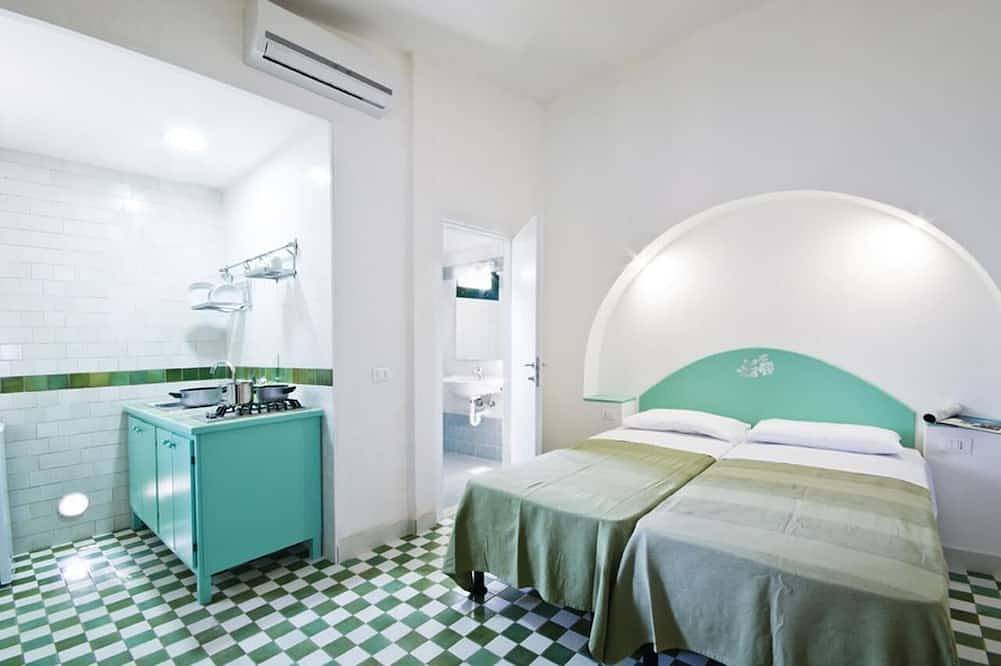 Ferienpark Rosapineta Chalet C2 für 3 Personen in Rosolina Mare, Polesine