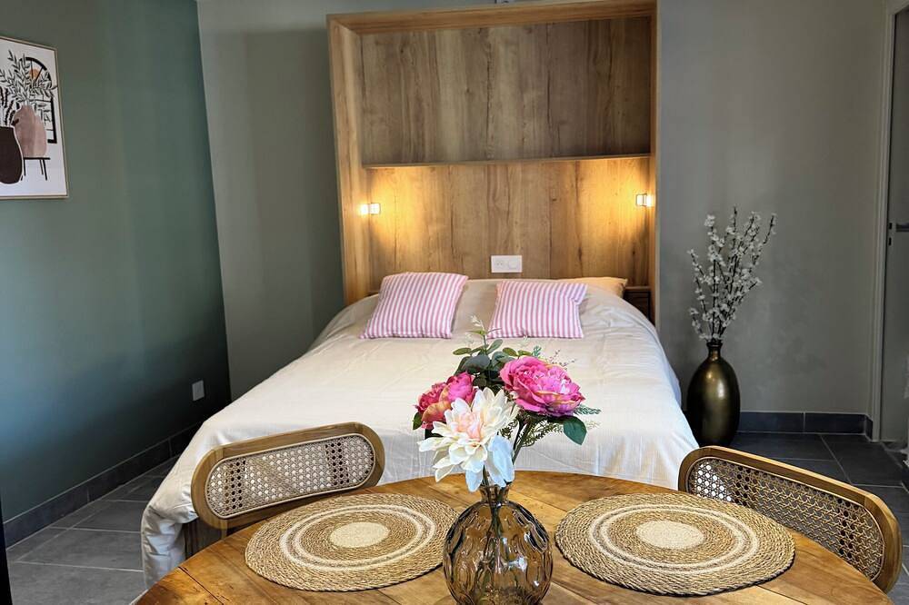 Apartamento entero, Cosy apartment between beach and city center in Saint-Martin de Bréhal, Bréhal