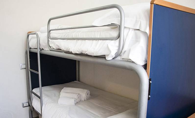 Feriendorf Miramare Bungalow für 5 Personen in Relais Cala dei mori, Livorno