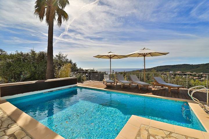 Maison de vacances pour 6 personnes, avec piscine et terrasse