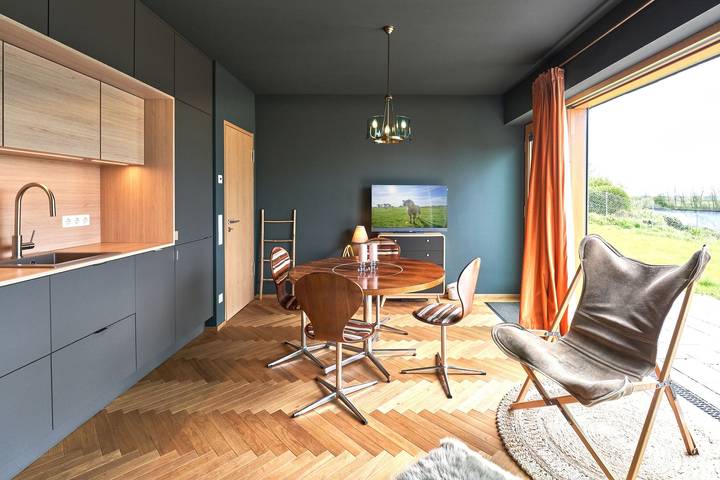 Ferienwohnung für 2 Personen, mit Terrasse und Garten sowie Ausblick, mit Haustier in Süderstapel