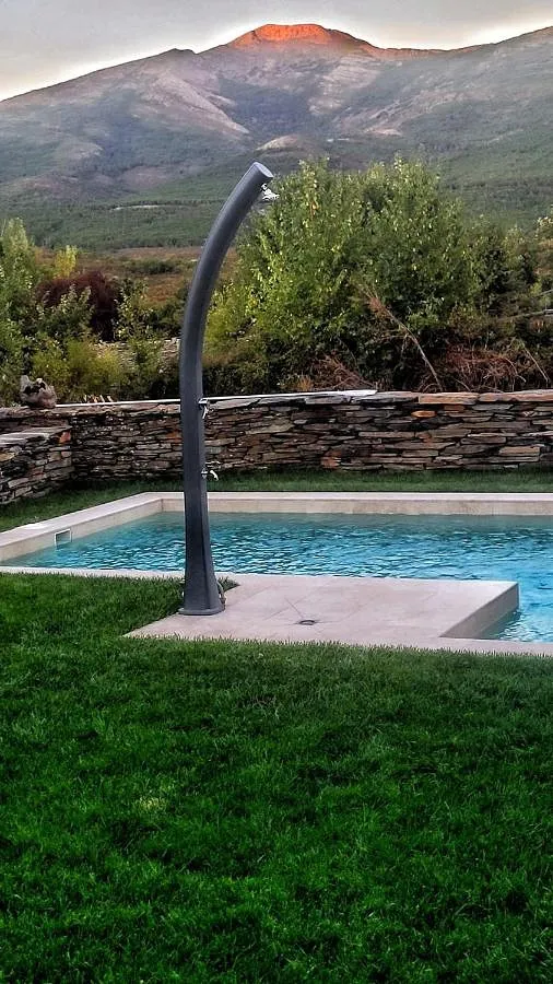 Ferienhaus für 6 Personen, mit Pool und Ausblick sowie Garten - 1