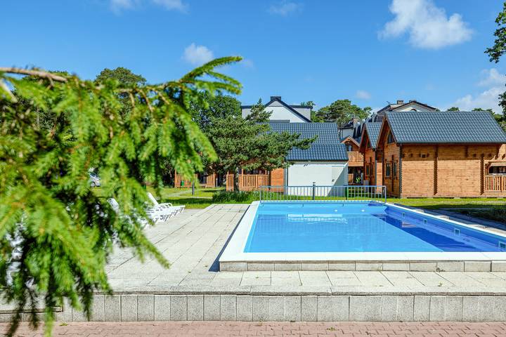 Ferienhaus für 6 Personen, mit Balkon und Garten