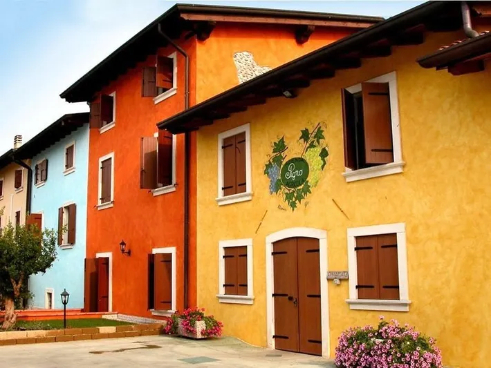 Room for 2 people, with garden and view as well as pool - 1