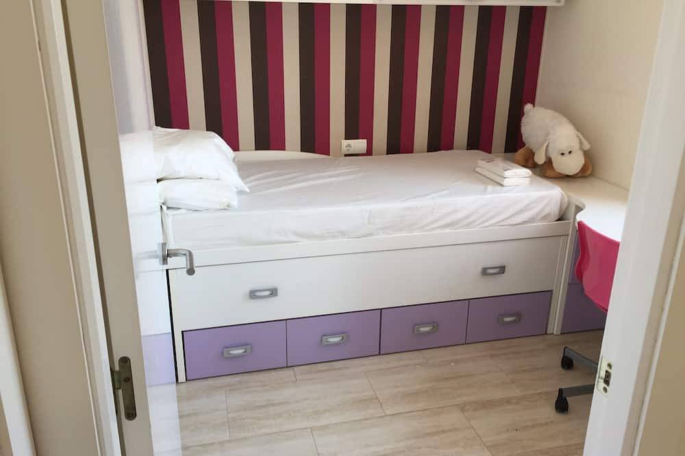 Neue Familienvilla mit privatem solarbeheiztem Pool in Los Balcones, Torrevieja