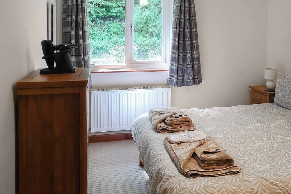 2 bedroom accommodation in Llanbedr in Llanbedr, Snowdonia