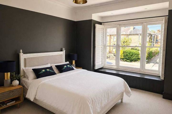 Beautiful city centre Victorian home with hottub | Sleeps 14 in Colchester, Essex