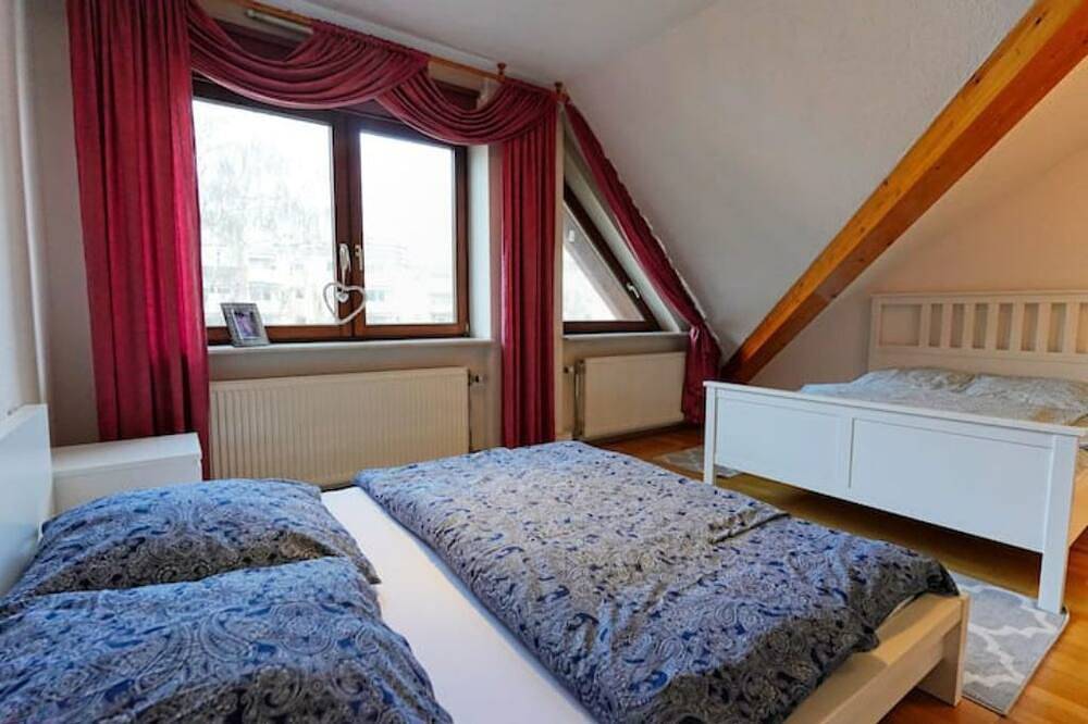Ganze Wohnung, Große, helle Wohnung für bis zu 6 Personen in Weinheim, Kurpfalz