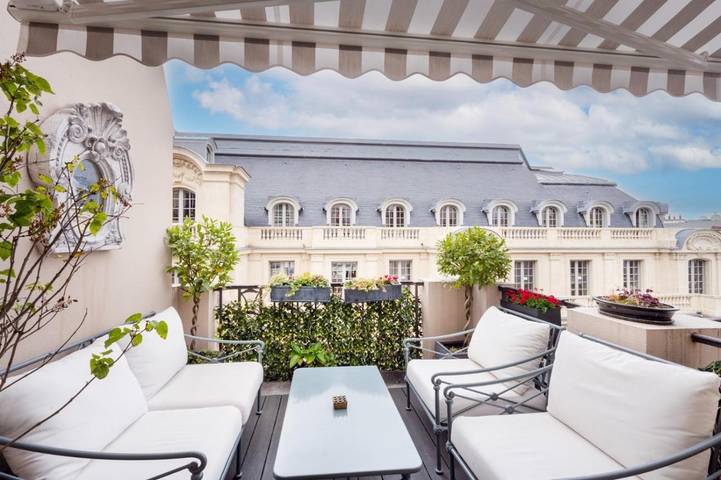 Gîte pour 2 personnes, avec vue et terrasse dans L'Olympia (Paris)