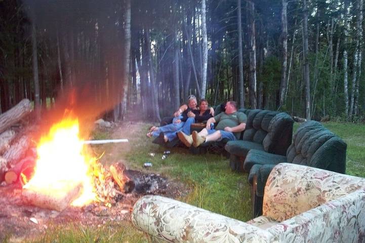 Vacation rental for 18 people, with hot tub and yard as well as terrace, with pets in New England