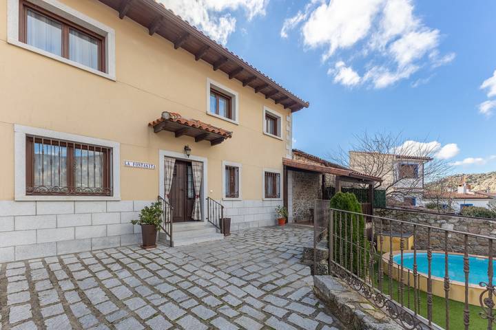 Casa rural para 10 personas, con Jardín en Castilla-La Mancha